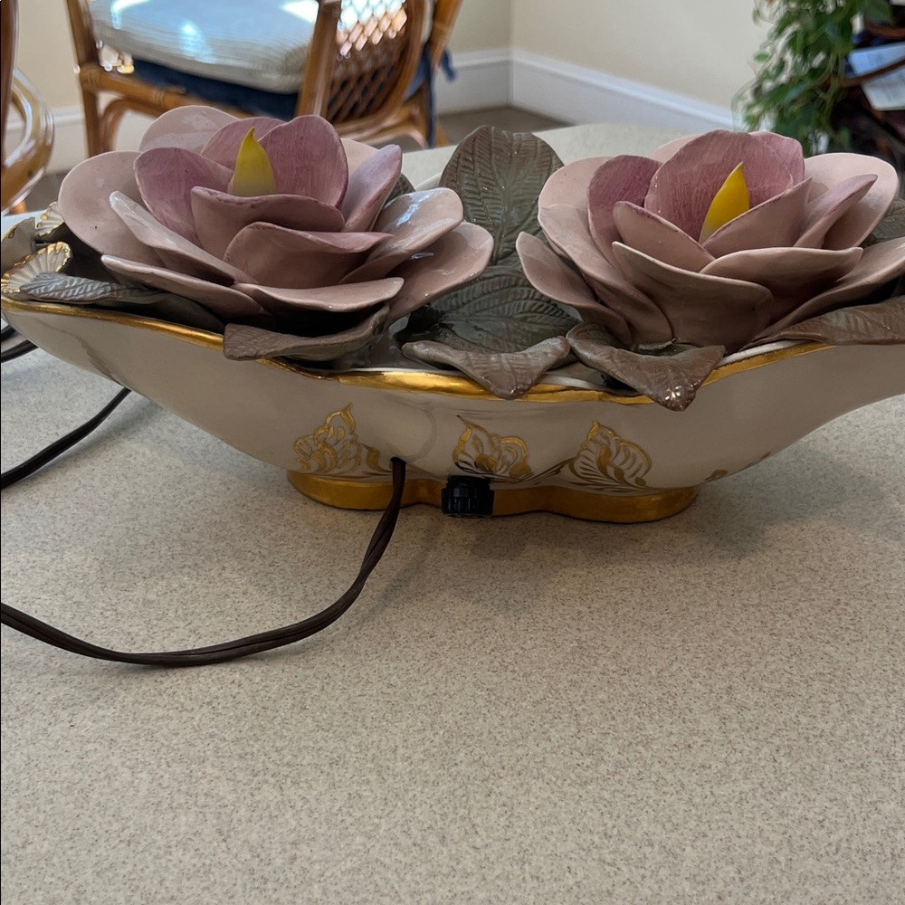 Elegant Floral Ceramic Centerpiece with Gold Accents night light